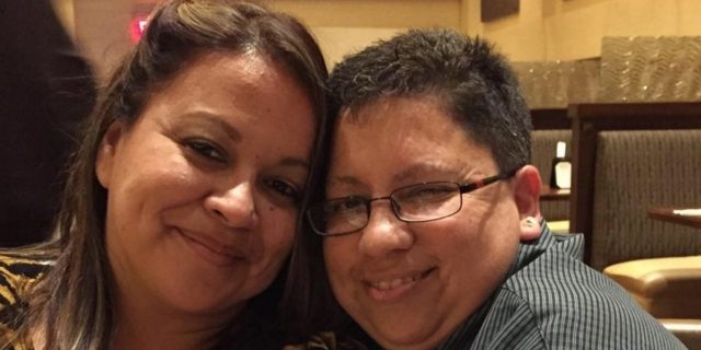 Lesbians gay cake.Eileen-del-rio-and-fiancee-